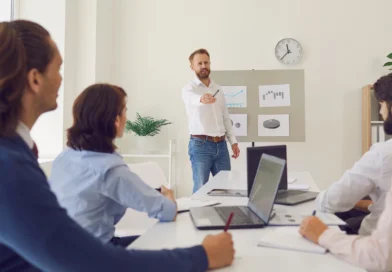 Read more about the article What Features Make a Sales Prospecting Tool Effective?